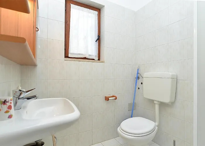 Milan 1174 아파트 *