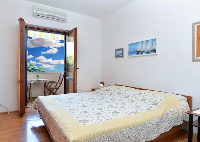 아파트 Milan 1174 풀라