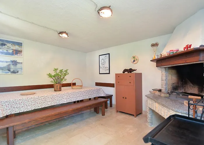 Milan 1174 아파트 풀라