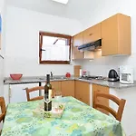 Milan 1174 Pola